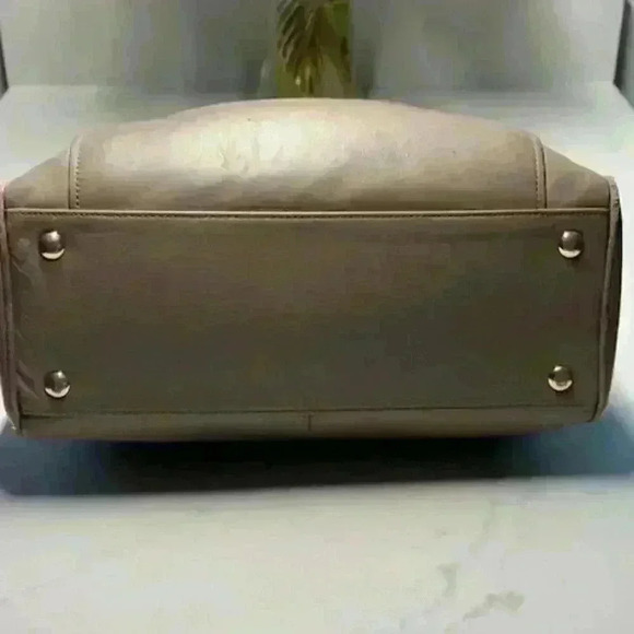 Coach F30965 TAYLOR Leather BOWLER SATCHEL Bag Purse Gray Taupe Color - Picture 8 of 16